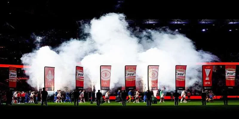 Bóng đá Hà Lan gắn chặt đào tạo trẻ